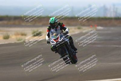 media/Sep-20-2025-TrackDaz (Sat) [[27f0cde673]]/C Group/240pm (Turn 9)/